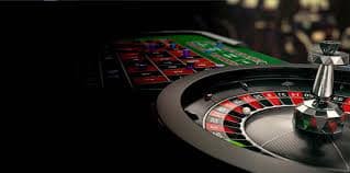 Màn hình chơi bóng đá và casino trực tuyến trên fk22